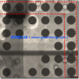 BGA錫球尺寸小于0.4mm，采用降低BGA內(nèi)圍襲球的錫膏量所得到X-Ray，稍微留意一下可以發(fā)現(xiàn)最外圈的錫量(圓的直徑)比其他內(nèi)圍的錫球上的錫量來(lái)得多一點(diǎn)點(diǎn)。也就是外圈的黑色圓形直徑比內(nèi)圈的圓形來(lái)得大一點(diǎn)點(diǎn)。